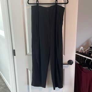 Frank and oak linen dress pants barley worn! Incredibly cute and comfortable!